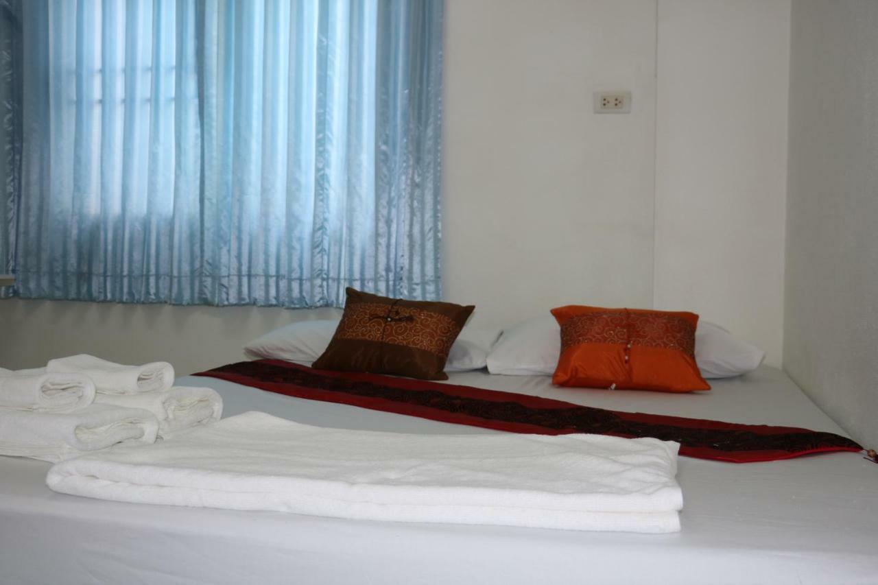 J Home Apartment Hadyai Hat Yai Exterior photo